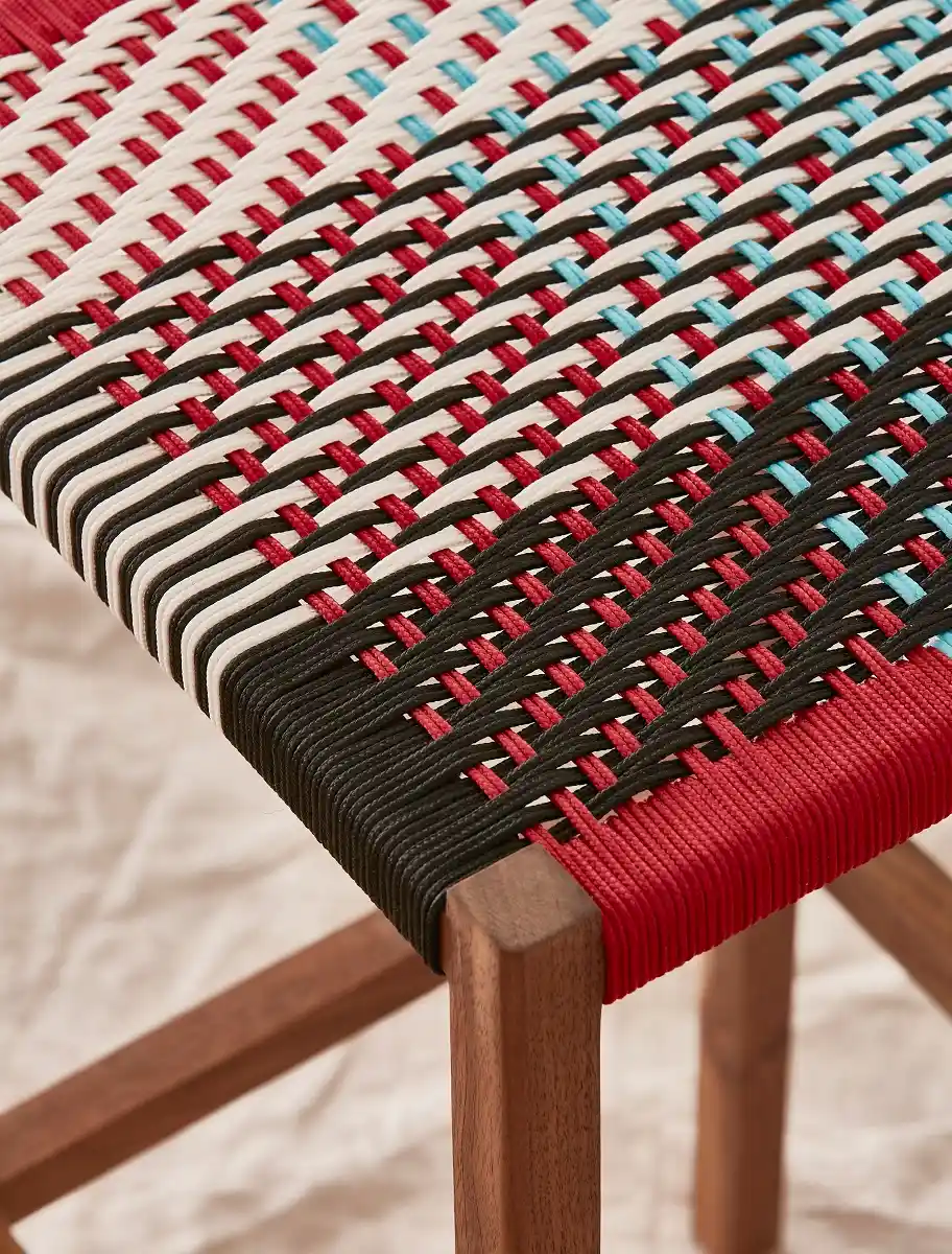 detail tabouret tisse par Heechan Kim