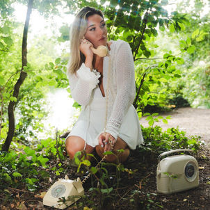 Review: "Radio Silence" - Margaux Regan
