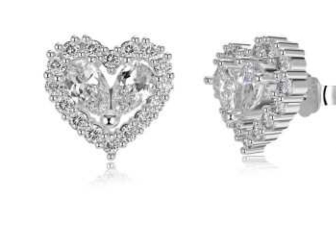 Dior Heart Studs