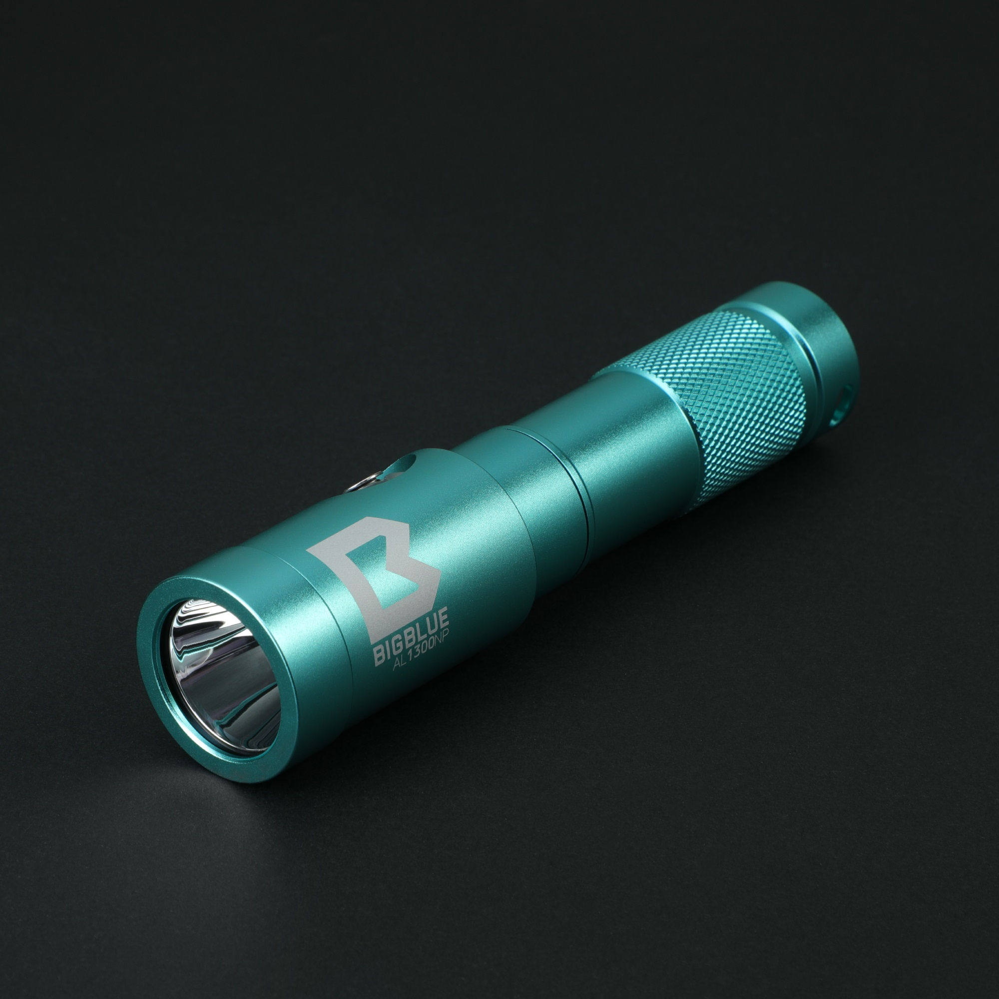 Latarka nurkowa Big Blue AL1300NP 5° AQUA