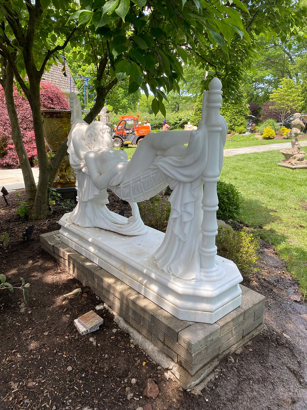 Thumbnail: Marble Statue