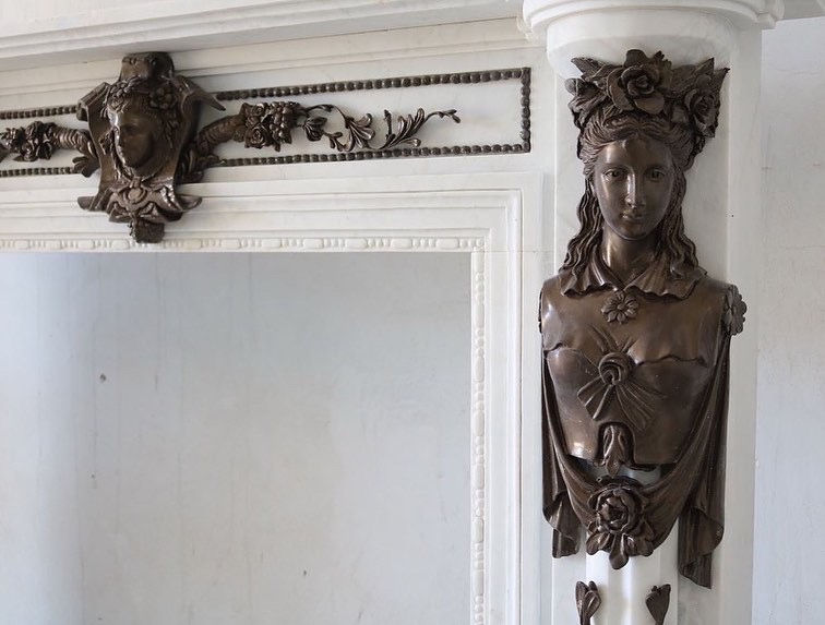 Thumbnail: Marble Fireplace Mantel