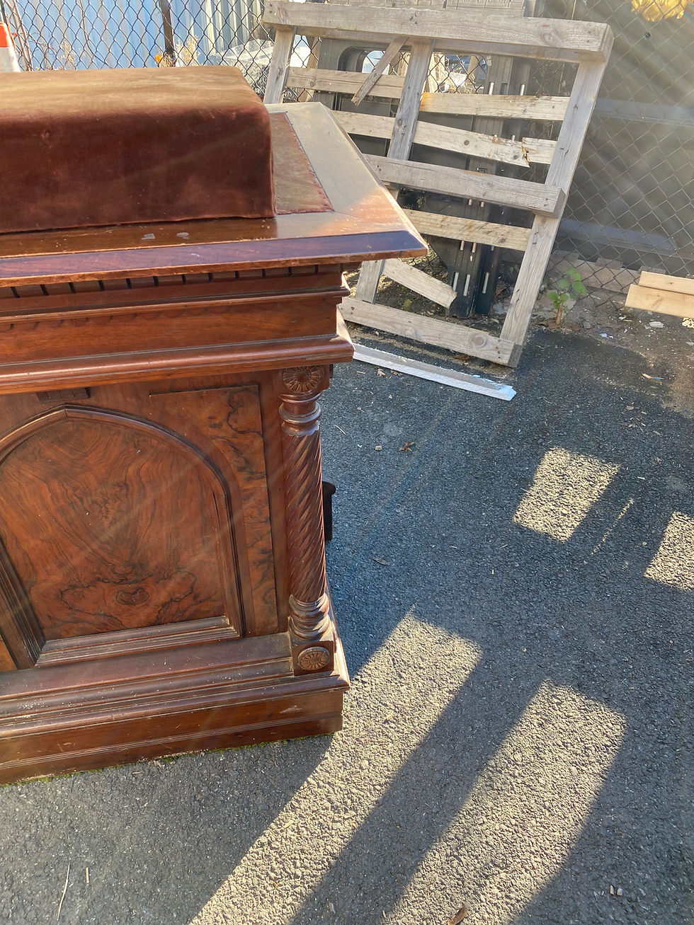 Thumbnail: Church Gothic Altar