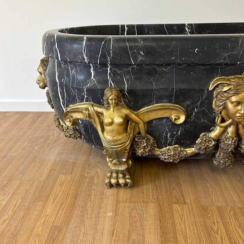 Thumbnail: Bronze Medusa Designer Bathtub