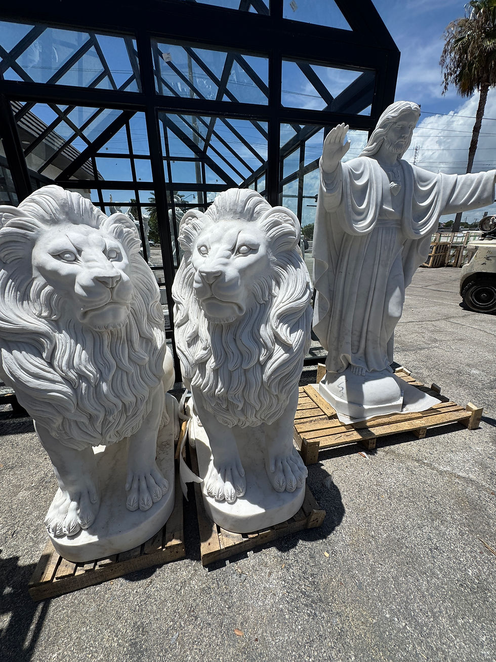Thumbnail: Hand Carved Marble Seated Lions