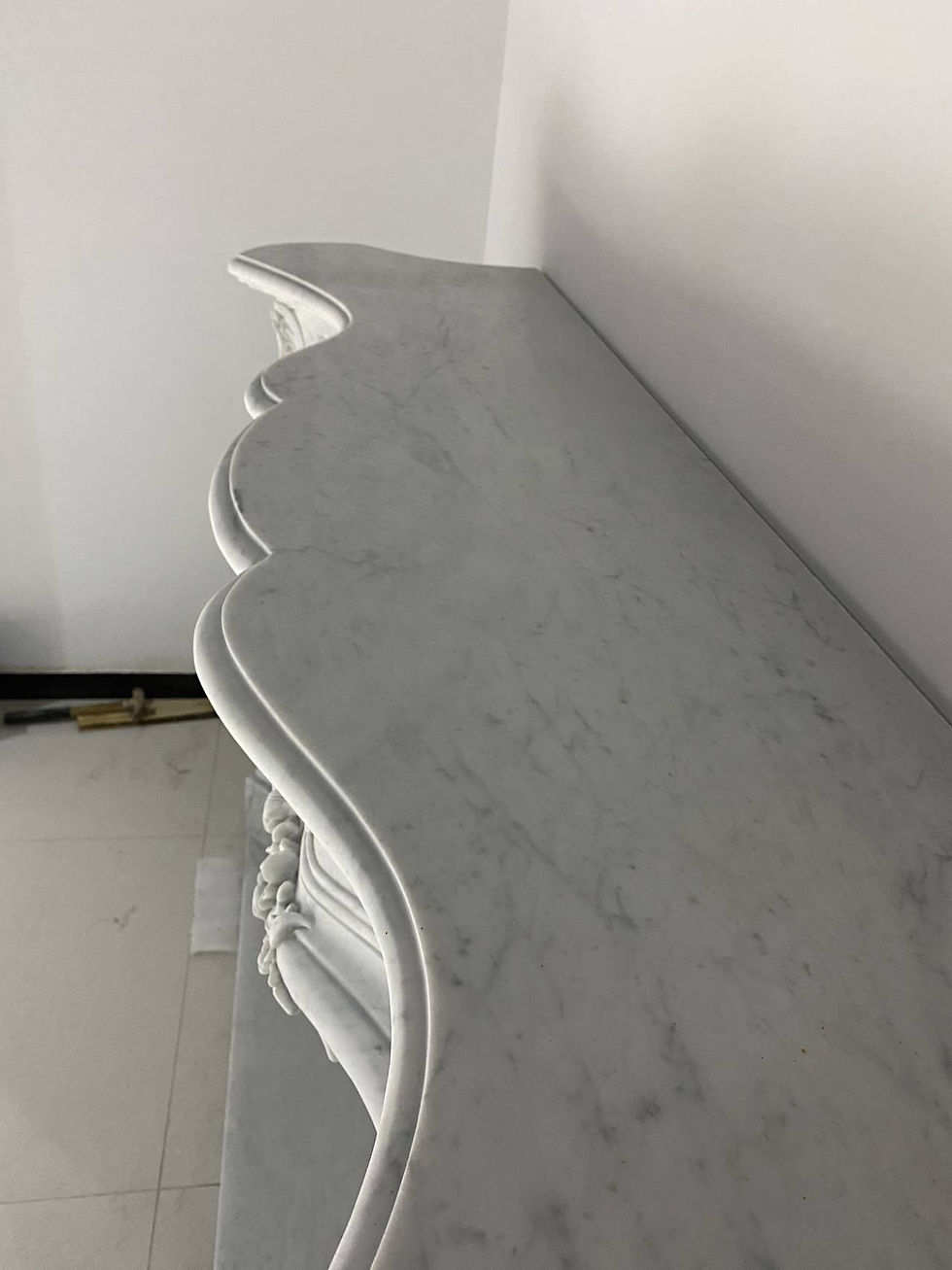 Thumbnail: Marble Fireplace Mantel