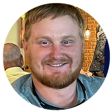 Knox Holcomb.png