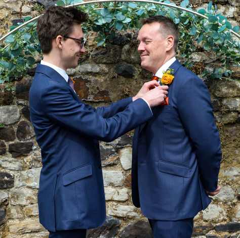 Nikki and Chris's Wedding at The Bull Hotel, Wrotham