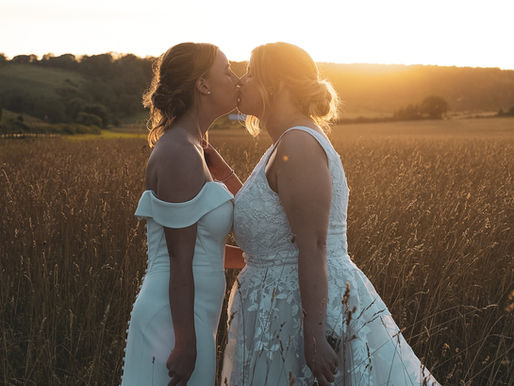 A Perfect Blend of English and Canadian Roots: Grace and Emily’s Magical Wedding at Long Furlong Barn