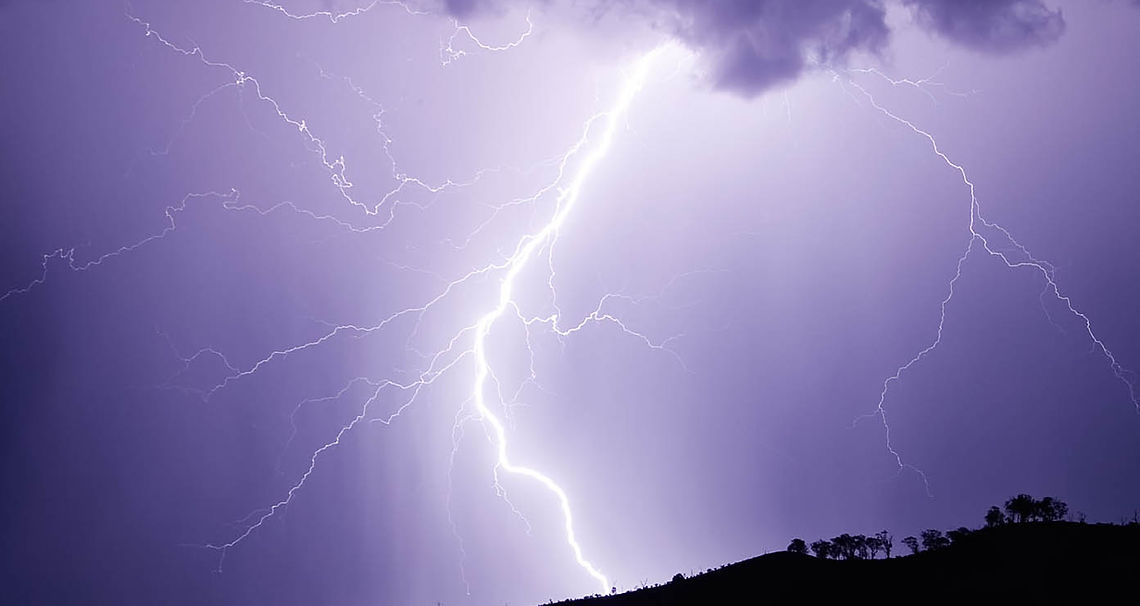 lightning4.jpg