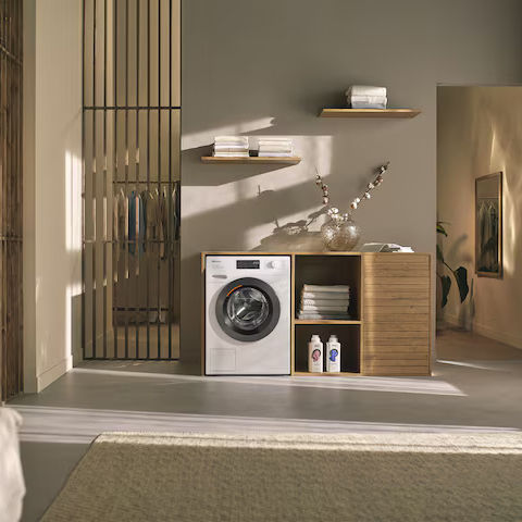 Thumbnail: Lavatrice Miele WEB395WCS 8 Kg