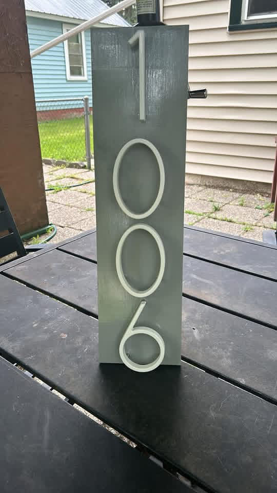Thumbnail: House number sign 