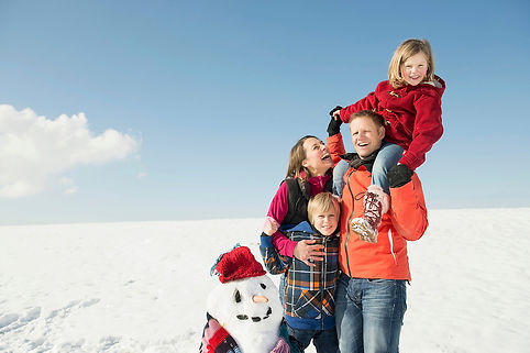 Familie im Schnee-7.jpg