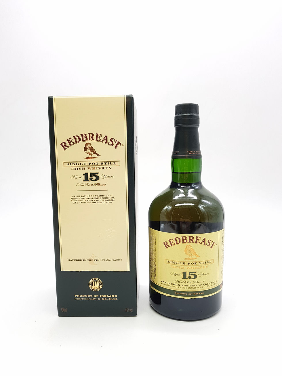 Bouteille de whisky irlandais Redbreast 15 ans avec son étui en carton.