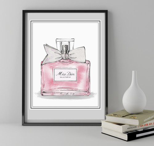 ミス ディオール 香水 アートプリント Miss Dior Fragrance Bottle - unframed print | Ali Hansen Art