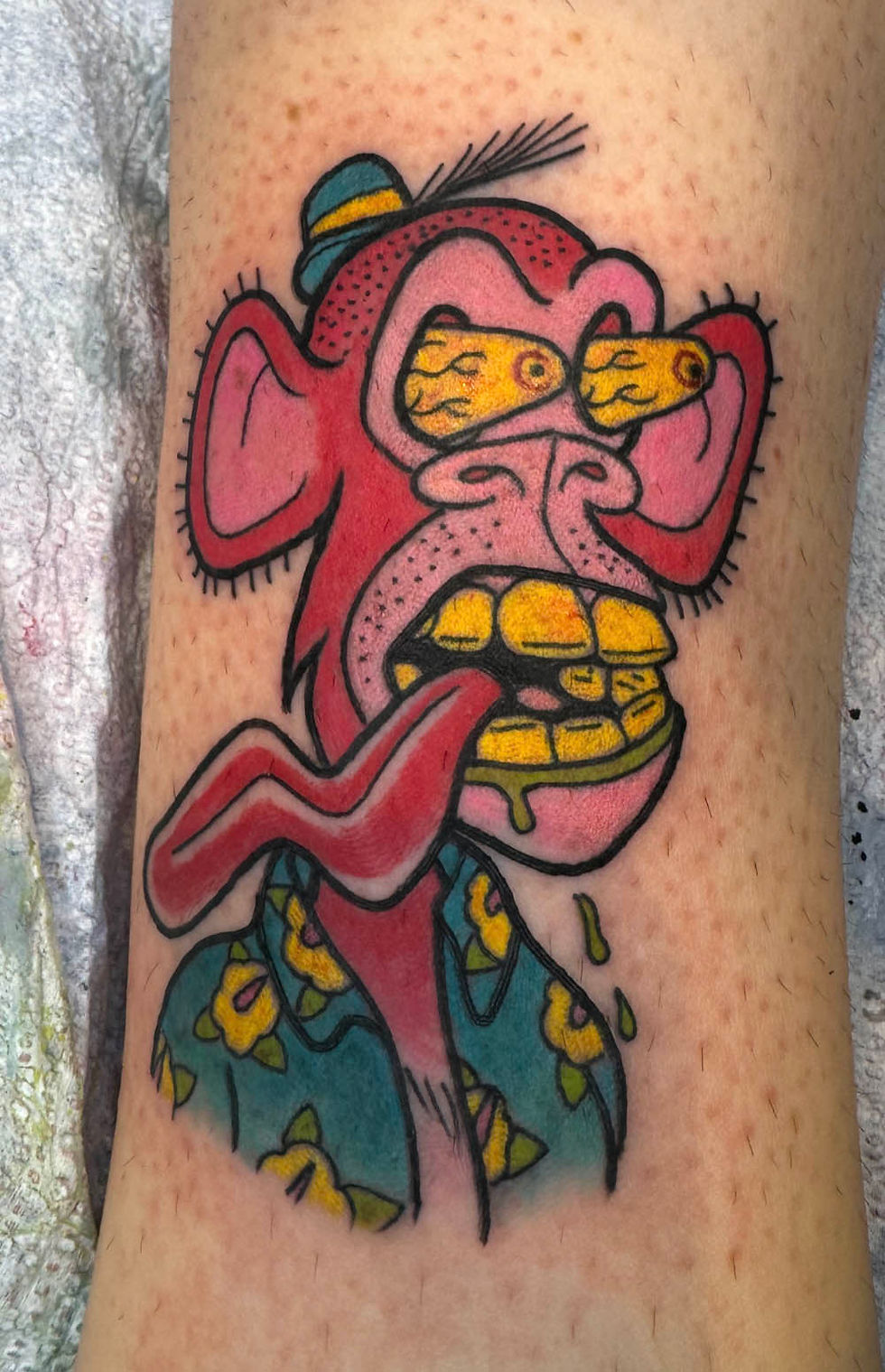 tattoolicious-hawaii-honolulu-waikiki-tattoo-james-cartoon-monkey-color-45