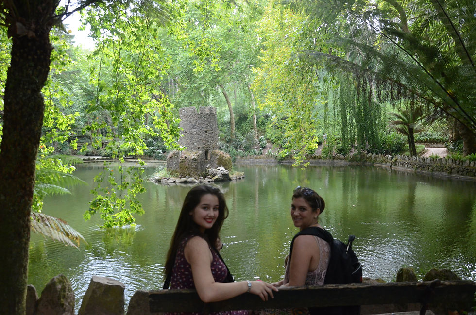 como é o parque da pena em sintra