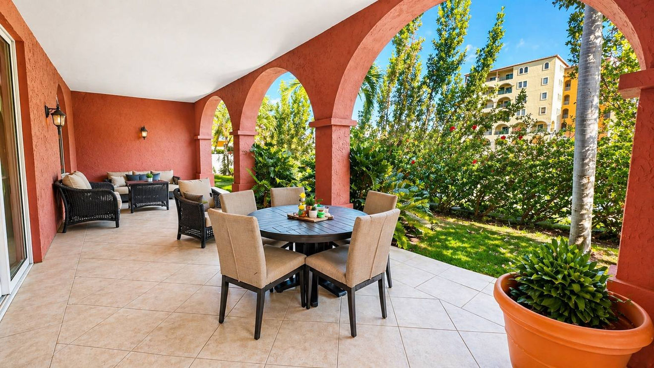 Arched window with garden view in Sint Maarten luxury property cupecoy
