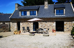 Façade_grand_gîte_Plouguerneau_BD.jpg