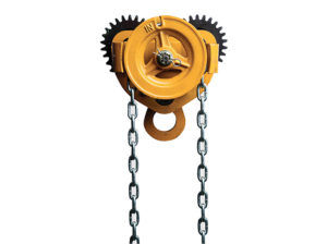Crosby Geared Trolleys - Sturdy trolleys with geared mechanisms for precise and controlled horizontal movement of loads along