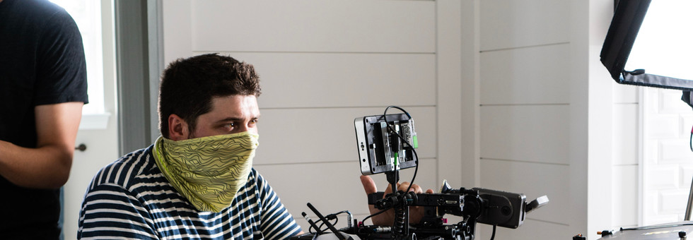 Camrin operating camera