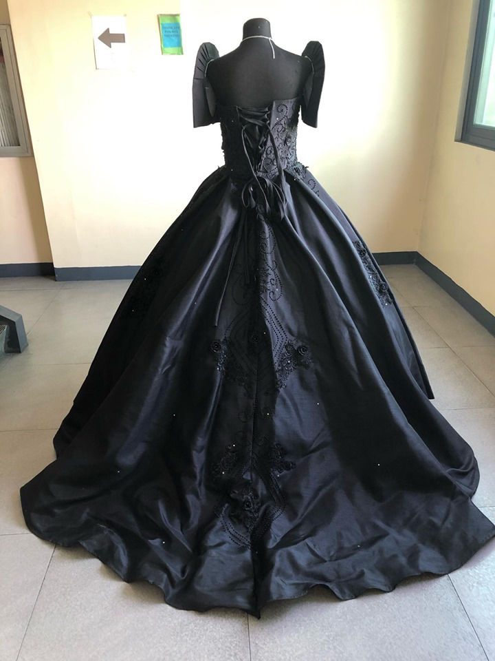 Thumbnail: Blackie-Fil