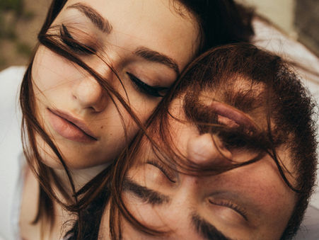 Pourquoi autant de couples traversent-ils des tempêtes relationnelles en ce moment ?