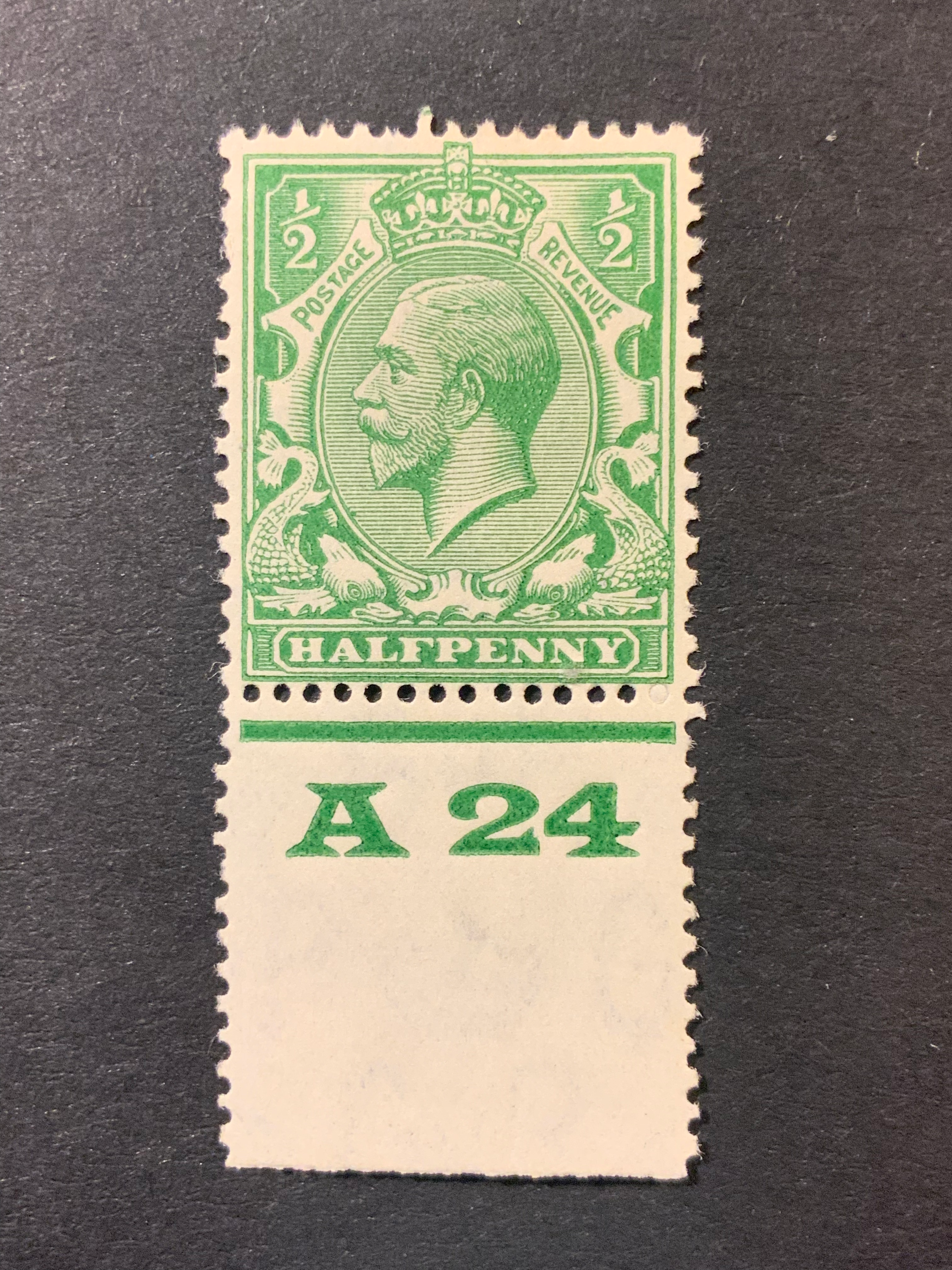 GB 1912-24 1/2d Green with Control A24 perf P Cat £40