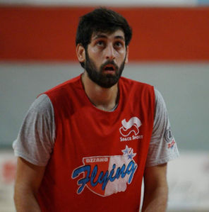 Intervento chirurgico per Matteo Folli