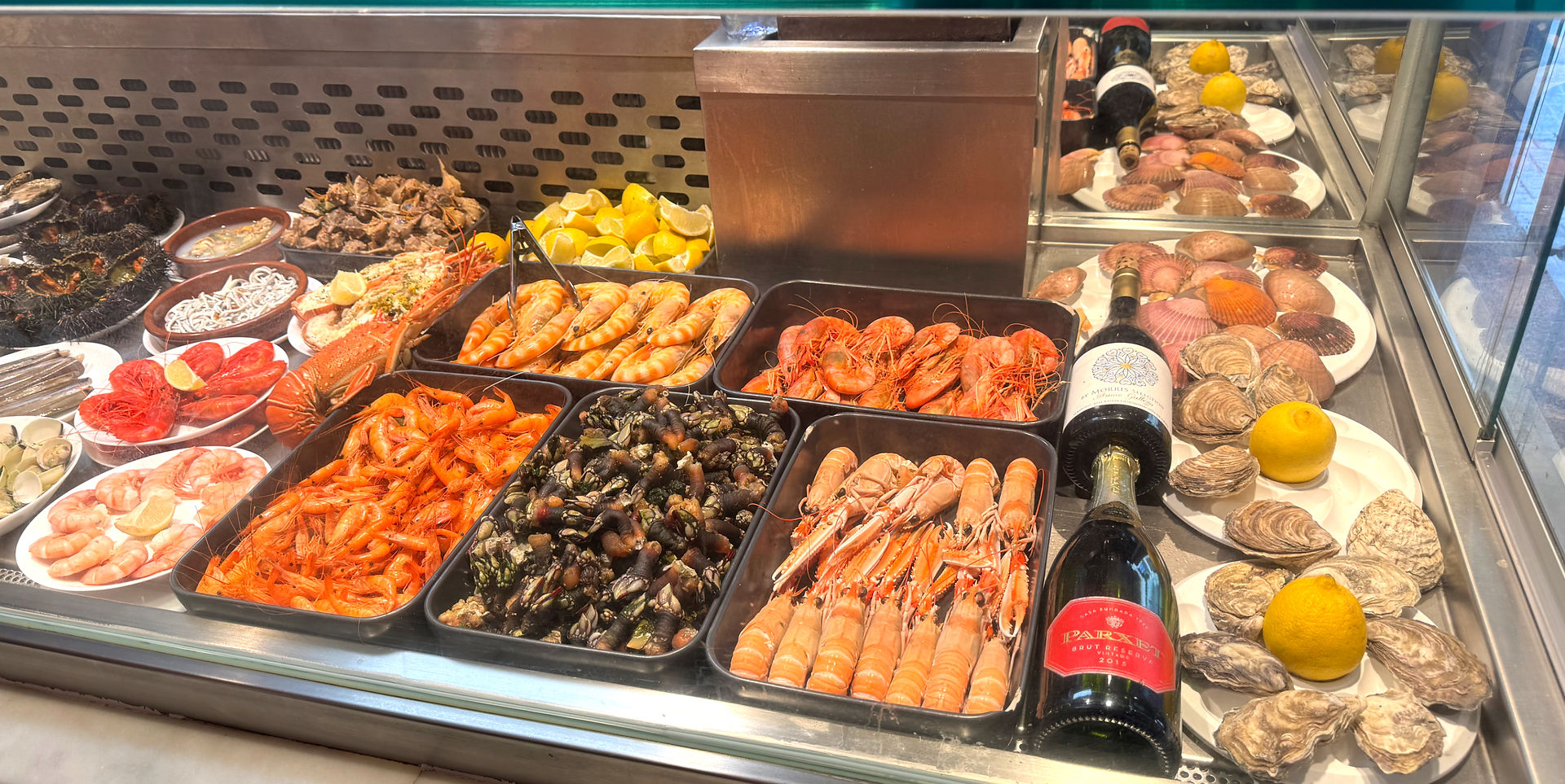 spain madrid food hall Mercado San Miguel foodie paradise Plaza Mayor