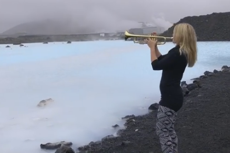 MAILING LIST PERK-ALERT
Exclusive preview of a little video for "All I Want for Christmas"