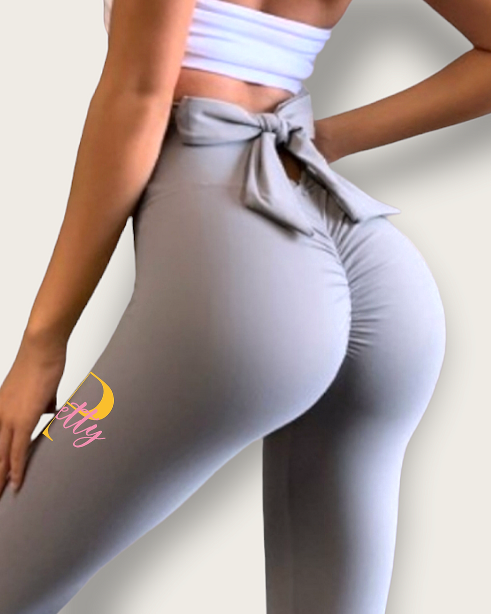 Thumbnail: Pretty Amarranha high waist leggings