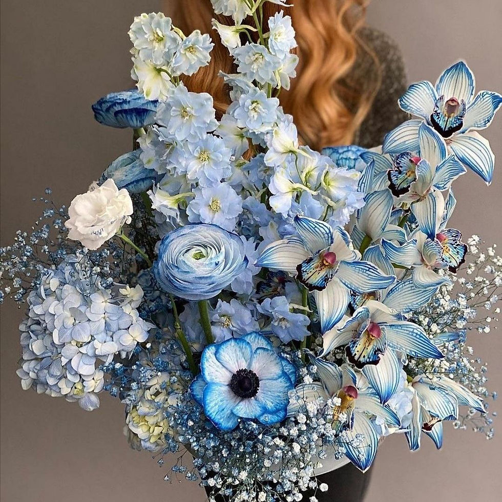 Букет из голубой орхидеи