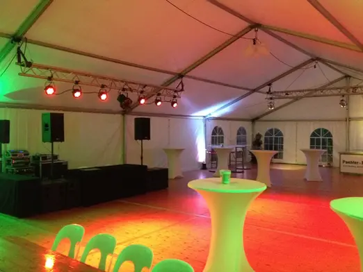 Hellweg-Events-Aufbau-Geburtstagsfeier (1).webp