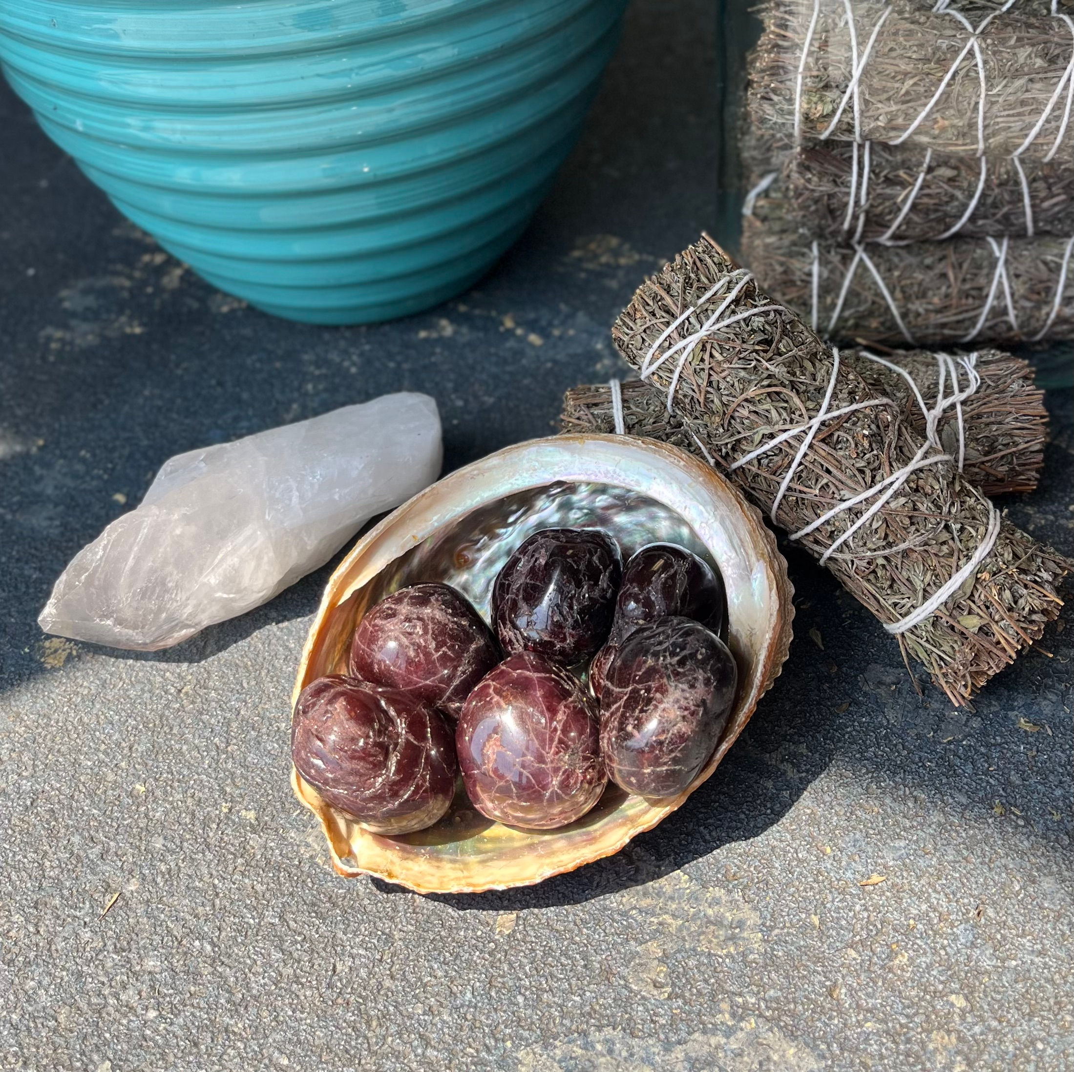 Garnet | Protection & Transformation