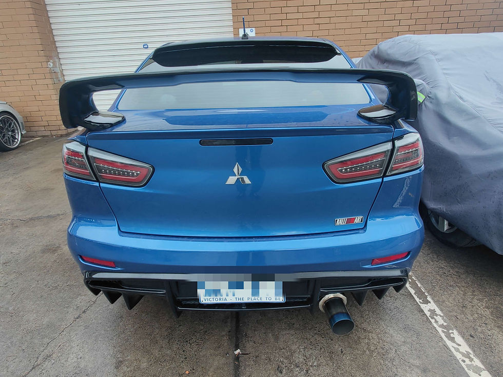 Thumbnail: Mitsubishi Lancer CJ 07-17 - Varis Style Rear Bumper