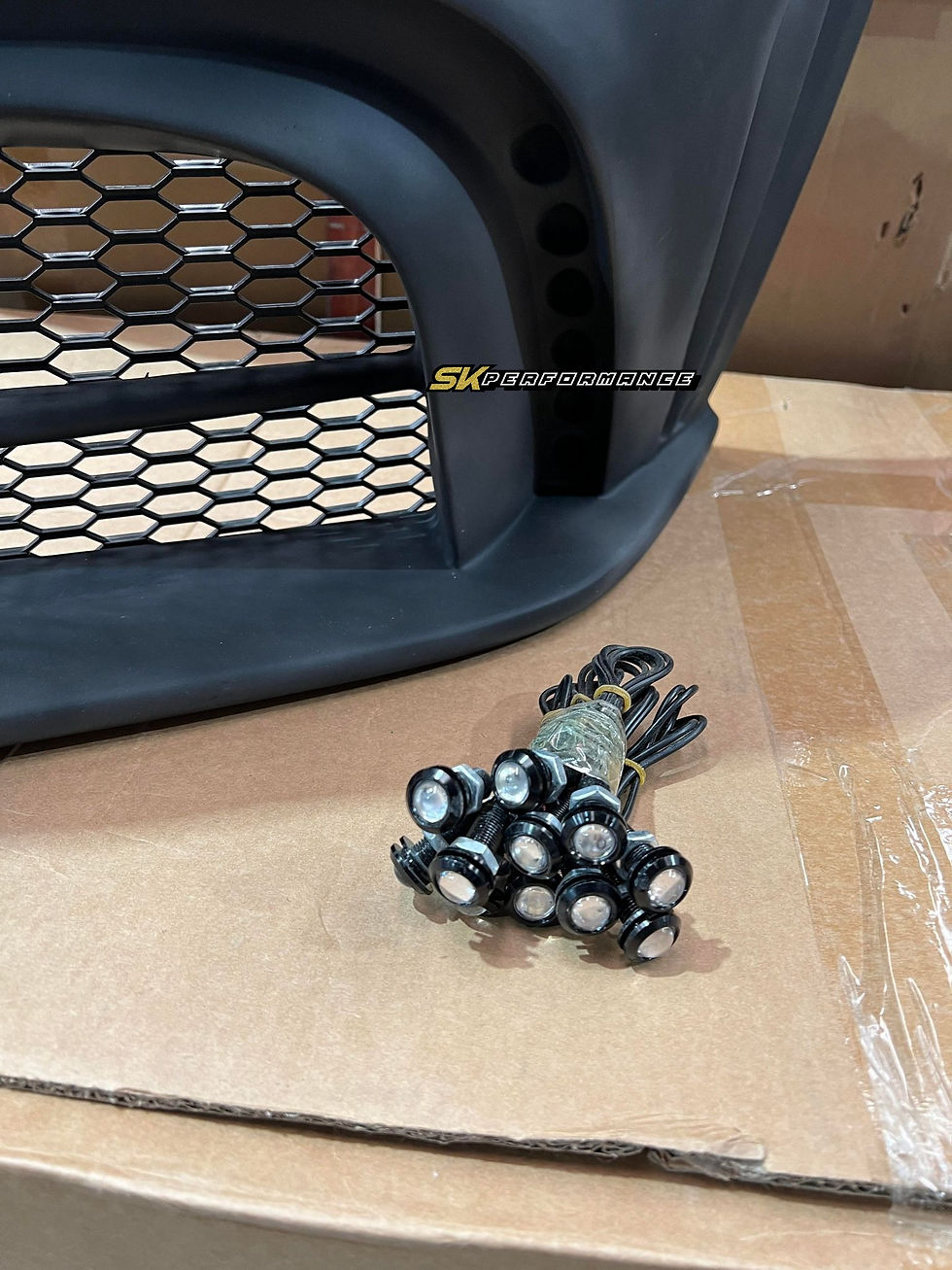 Thumbnail: BMW Z4 E85 03-08 - Rowen Style Front Bumper*
