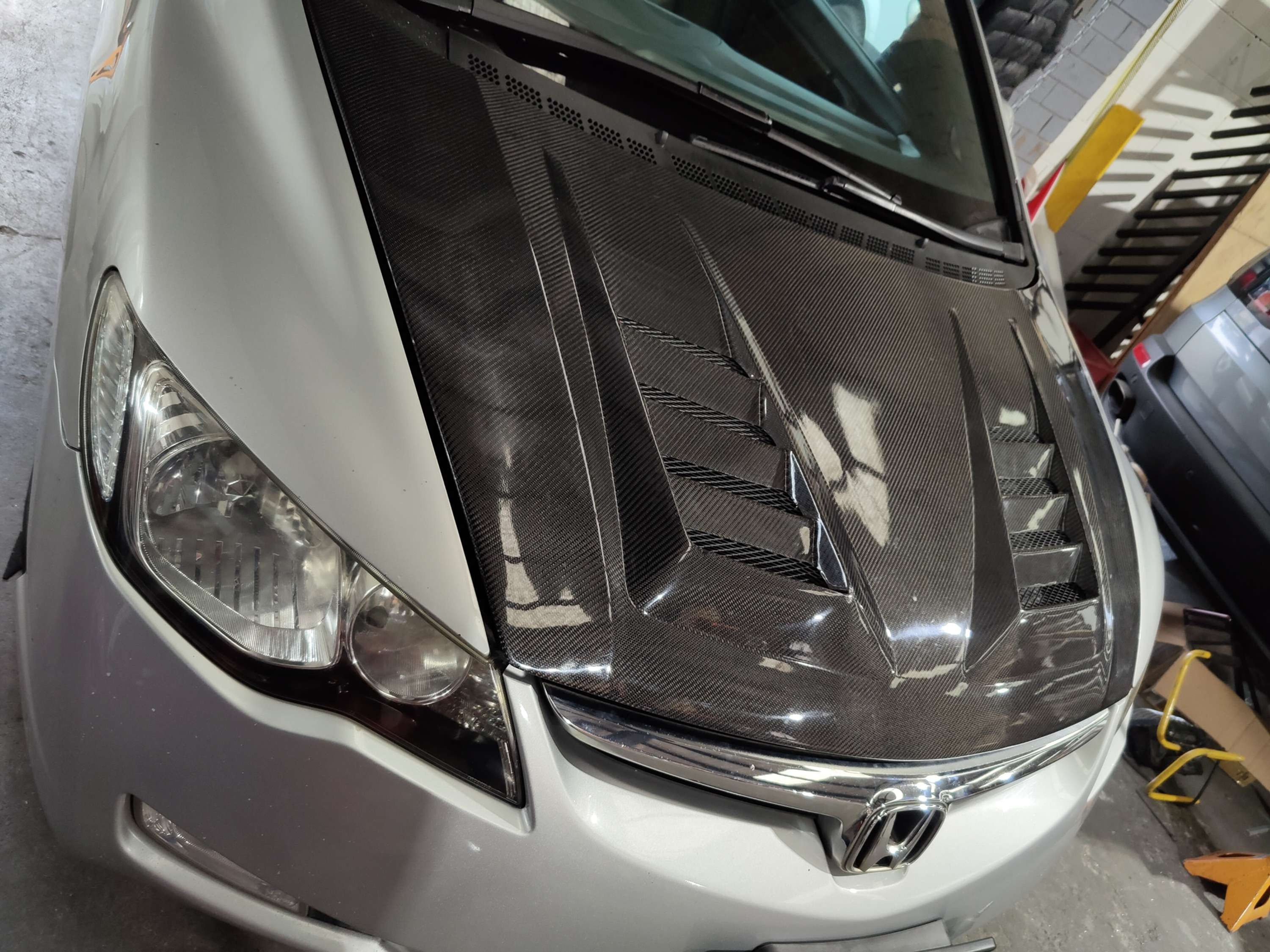 Honda Civic FD Bonnet