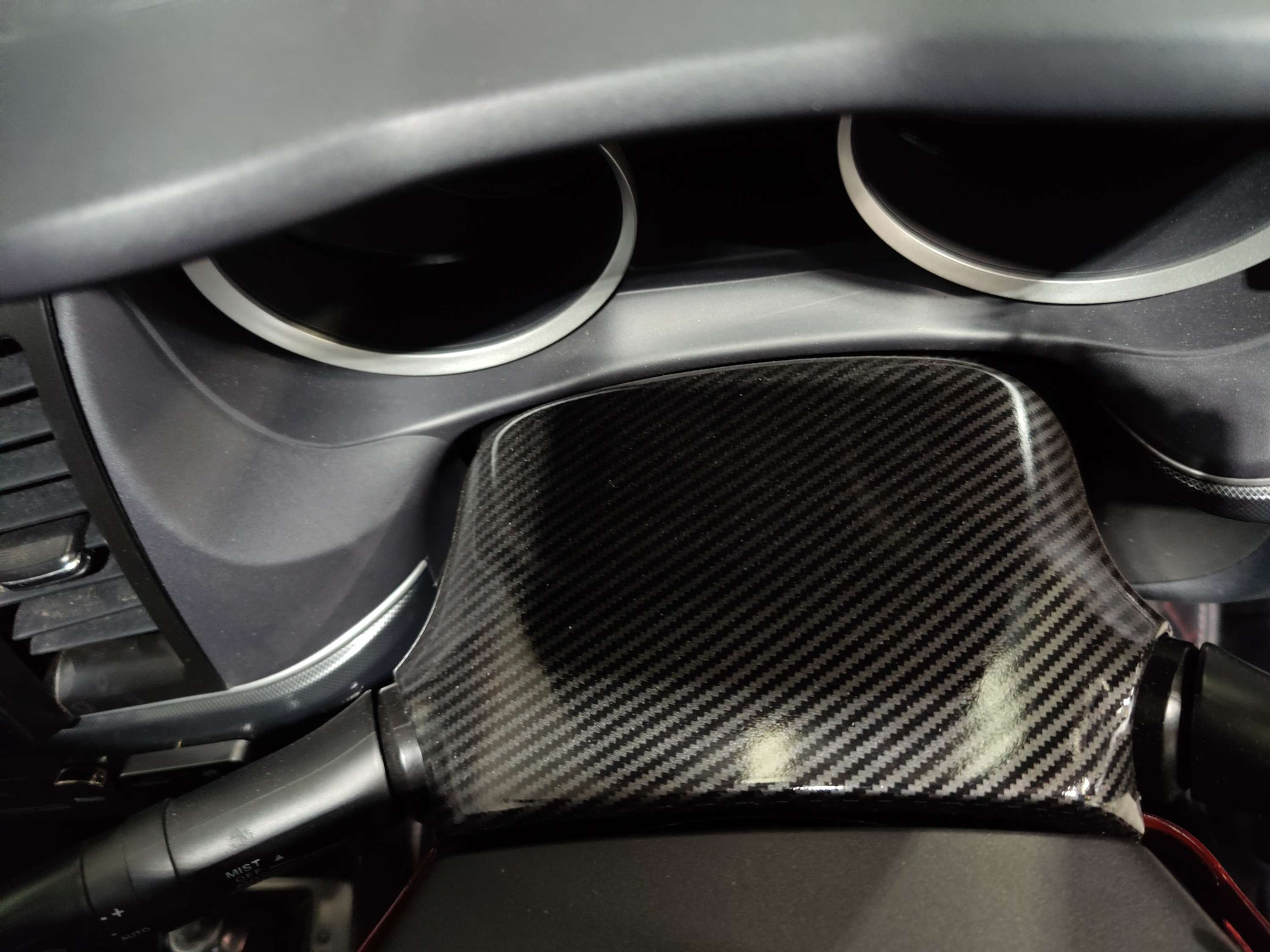 Mitsubishi Lancer Steering Wheel Top Cover