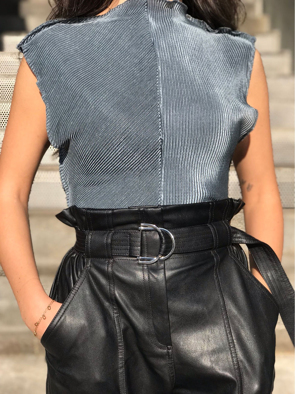 Thumbnail: MIMI HIGH NECK PLISSÉE TOP