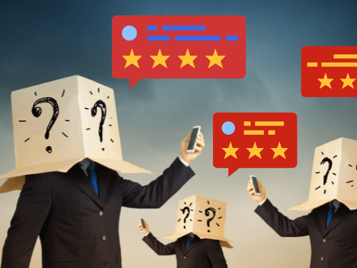 Klanten bekijken en schrijven reviews op een website, met sterrenbeoordelingen en ervaringen over de dienstverlening.