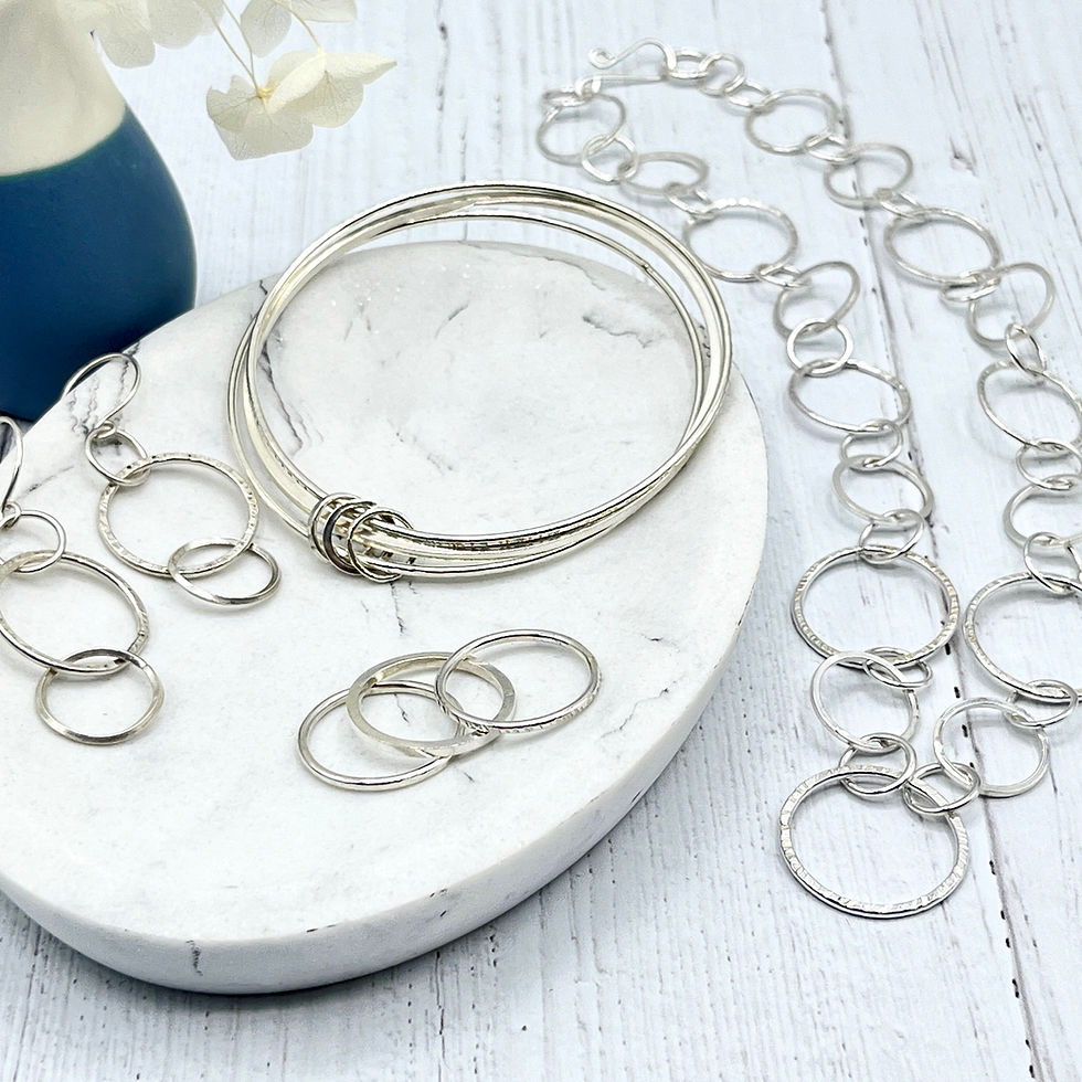 Thumbnail: Circles Chain Necklace