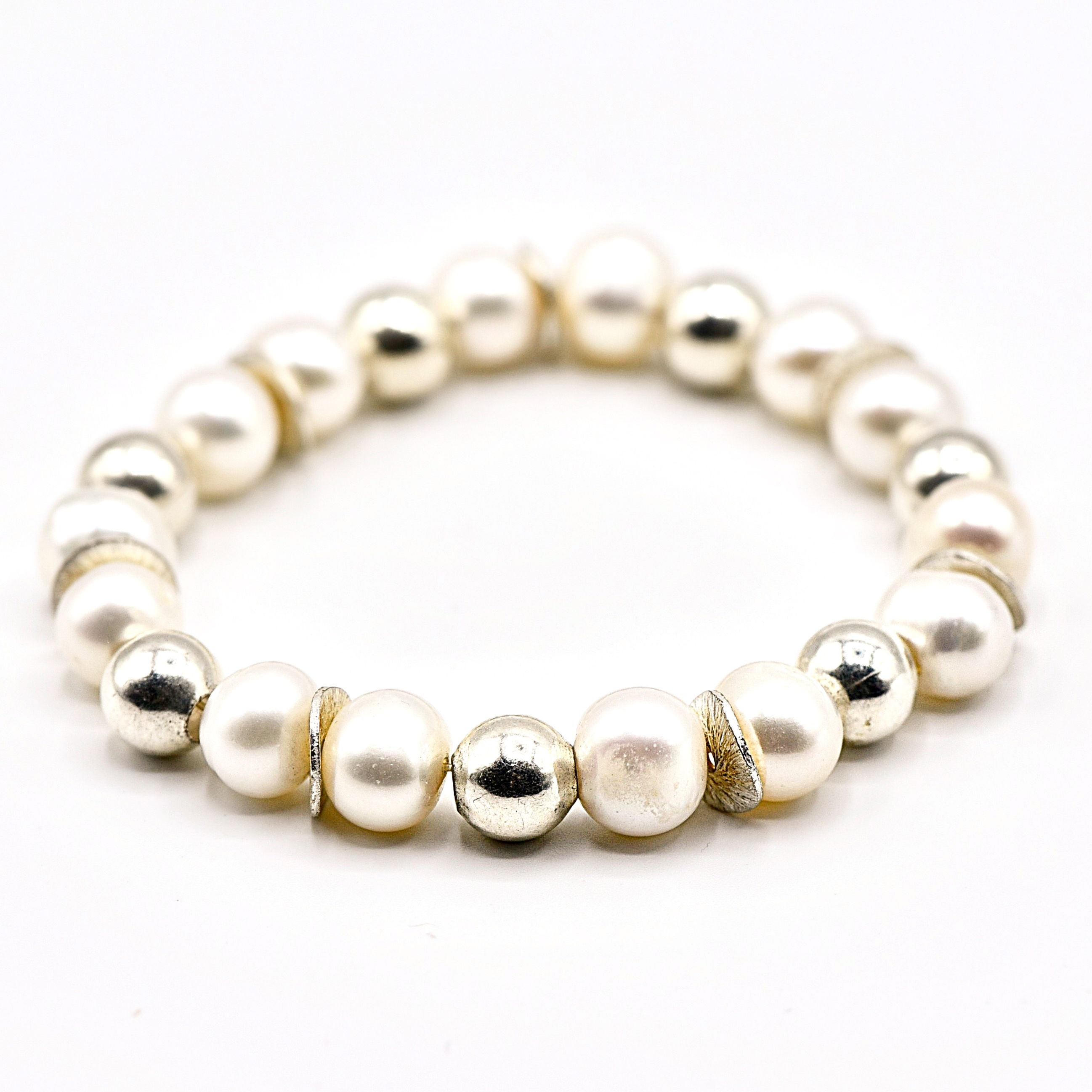 Pearl Bracelets (Retired version)