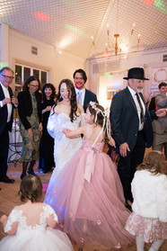 bride and groom at the Jardin de france