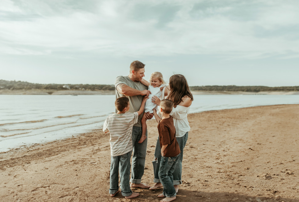 Dreamy Austin Texas maternity session
