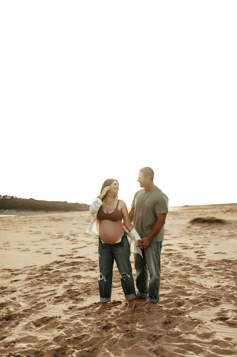 Dreamy Austin Texas maternity session