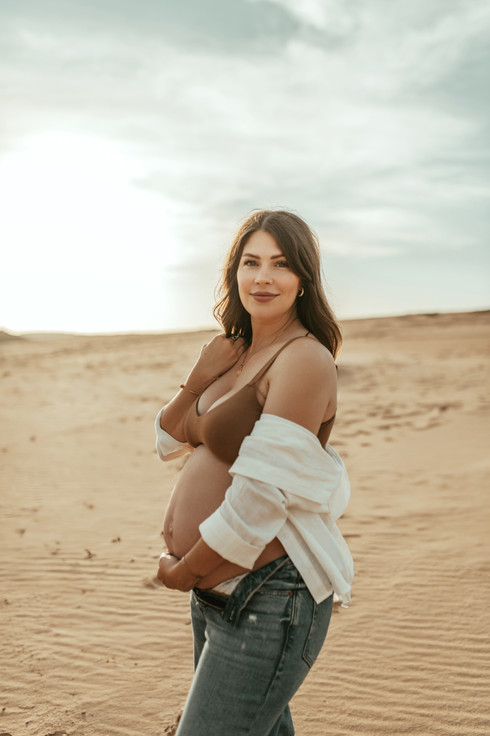 Dreamy Austin Texas maternity session