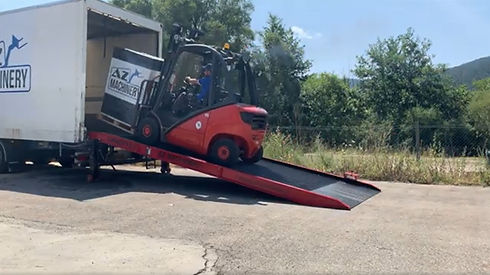 PRIME XS Chariot.jpg