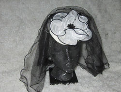 4 Paille blanche & Voile noir (Maria