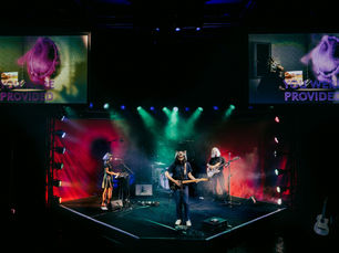 THEATRE REVIEW: AUTO-TUNE